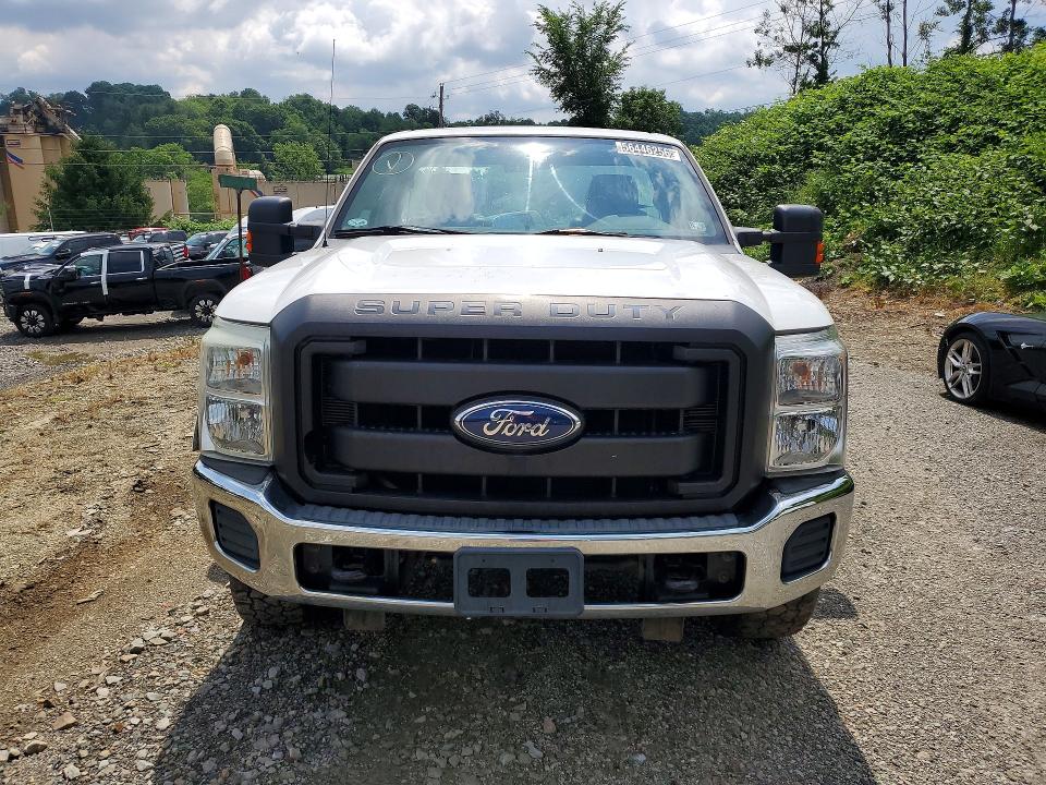 56446256 :رقم المزاد ، 1FTBF2B67BEC37529 vin ، 2011 Ford F250 مزاد بيع