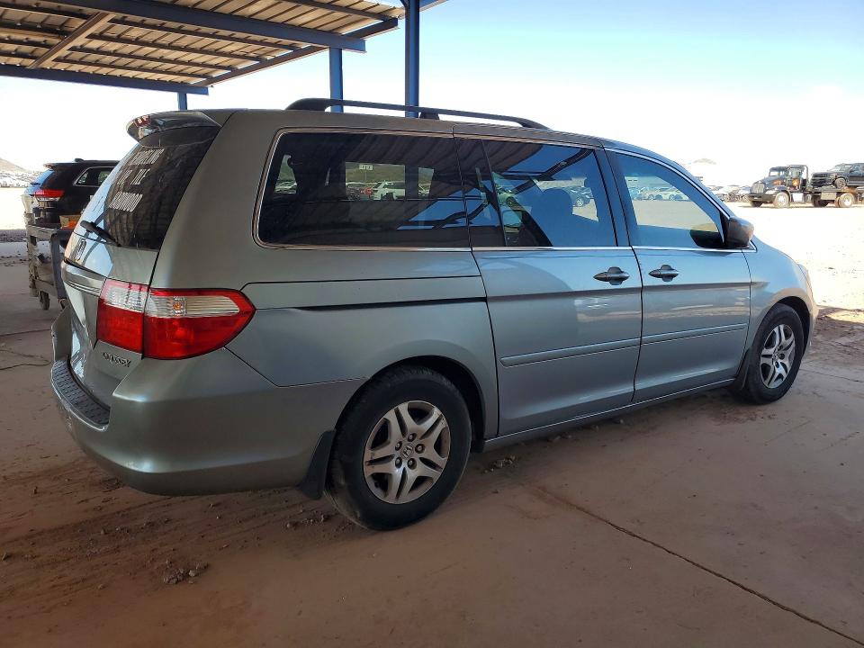 57952056 :رقم المزاد ، 5FNRL387X5B042699 vin ، 2005 Honda Odyssey مزاد بيع