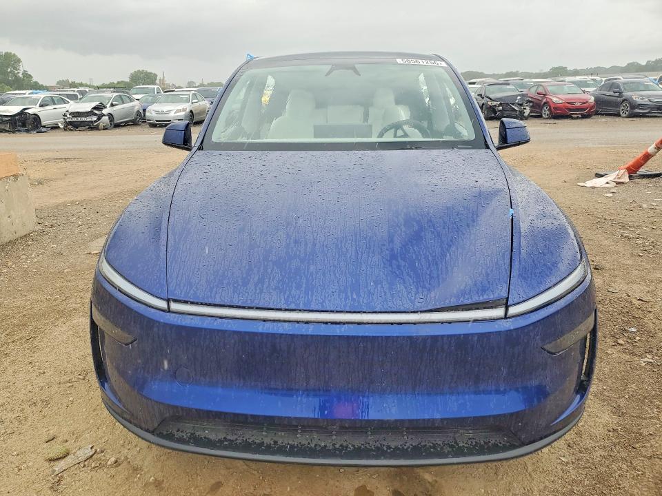 58561256 :رقم المزاد ، 7SAYGDEE2TF424766 vin ، 2026 Tesla Model Y مزاد بيع