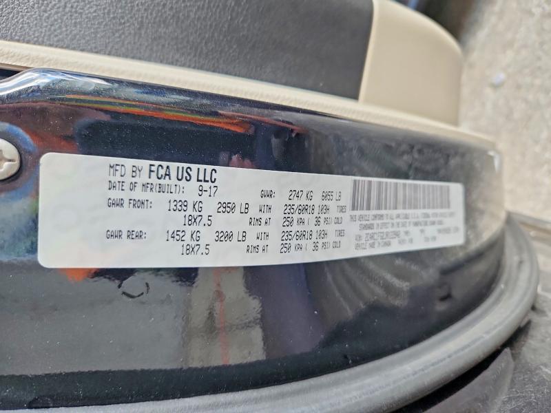 57320536 :رقم المزاد ، 2C4RC1FG2JR122942 vin ، 2018 Chrysler Pacifica مزاد بيع