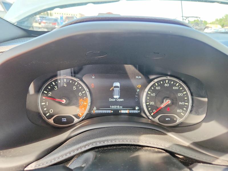 2018 Jeep Renegade მანქანა იყიდება აუქციონზე, vin: ZACCJBCB6JPH77698, აუქციონის ნომერი: 56115446