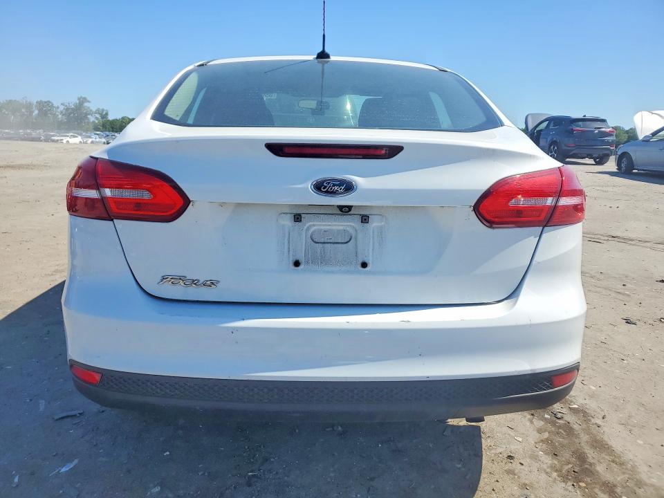 Продажа на аукционе авто 2017 Ford Focus, vin: 1FADP3E28HL256671, номер лота: 55943666