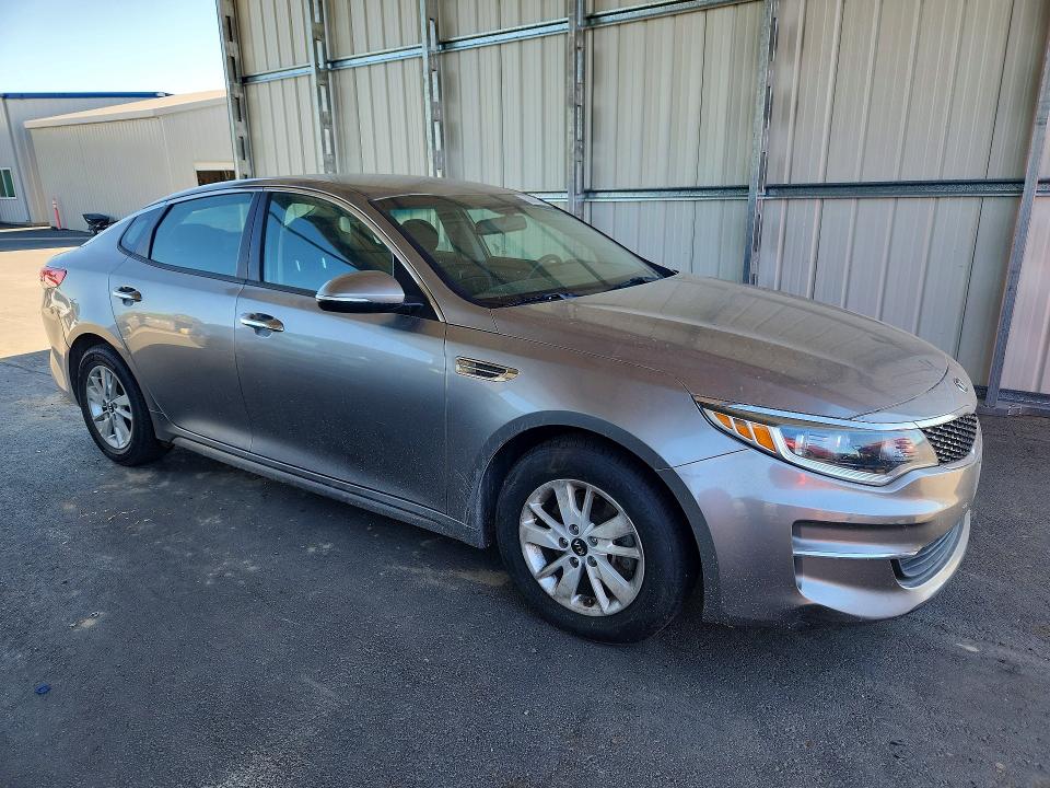 56698626 :رقم المزاد ، 5XXGT4L39JG211782 vin ، 2018 Kia Optima مزاد بيع