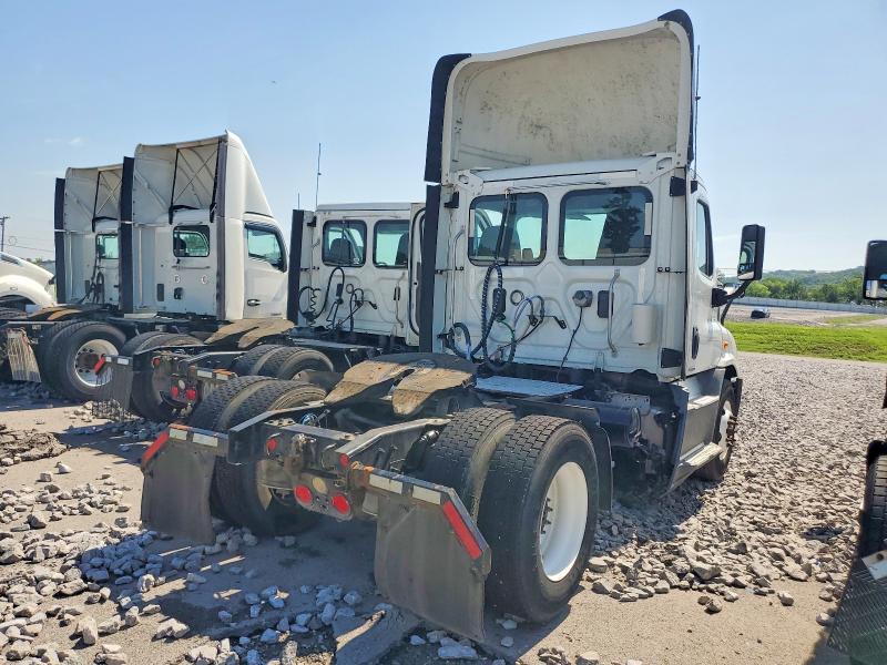 Продаж на аукціоні авто 2017 Freightliner Cascadia 113, vin: 3AKBGADVXHSJD0578, номер лоту: 54437026