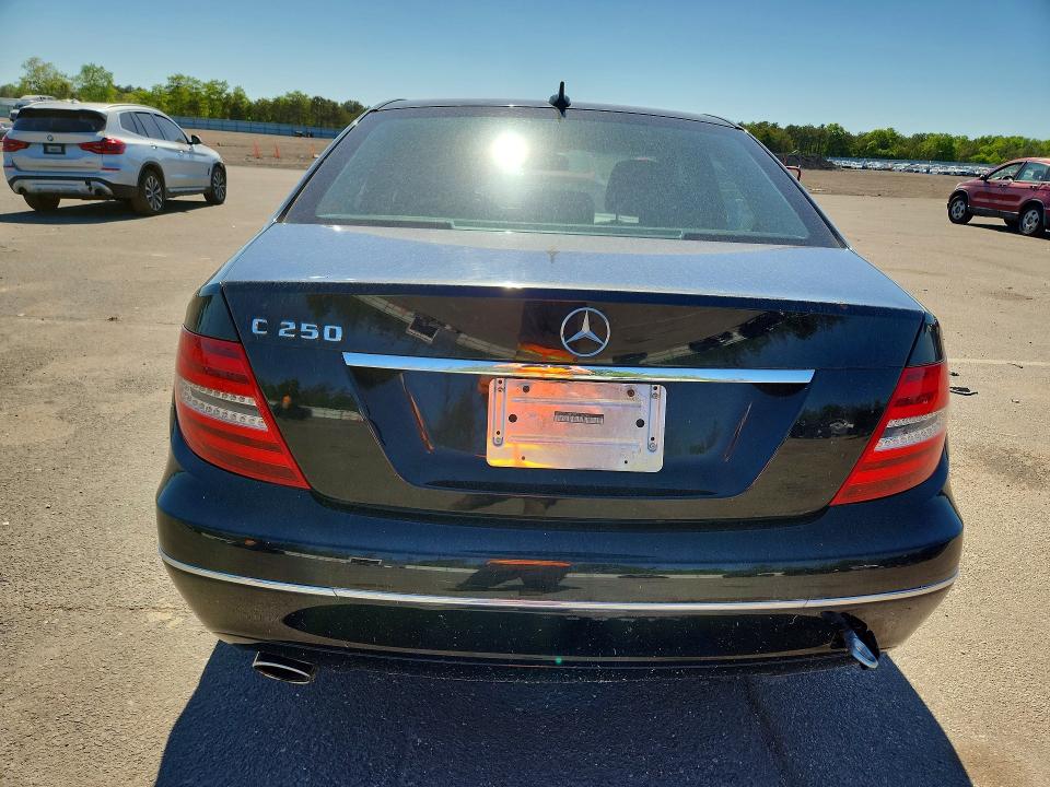 55423096 :رقم المزاد ، WDDGF4HB5DR273078 vin ، 2013 Mercedes-benz C مزاد بيع