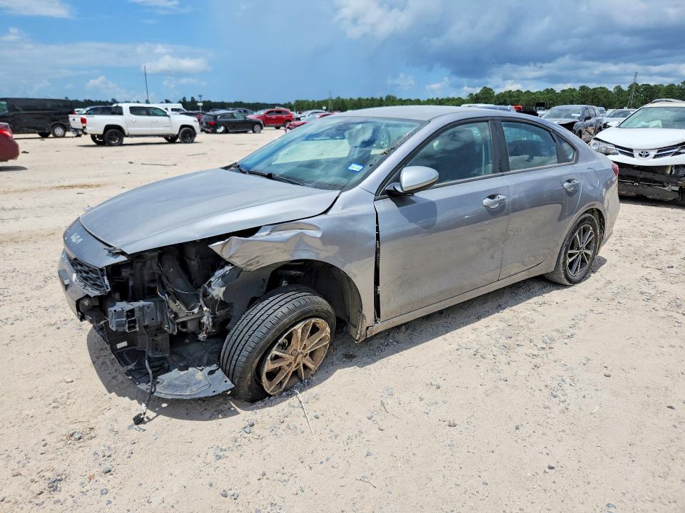 2023 Kia Forte მანქანა იყიდება აუქციონზე, vin: 3KPF24AD4PE549778, აუქციონის ნომერი: 57085136