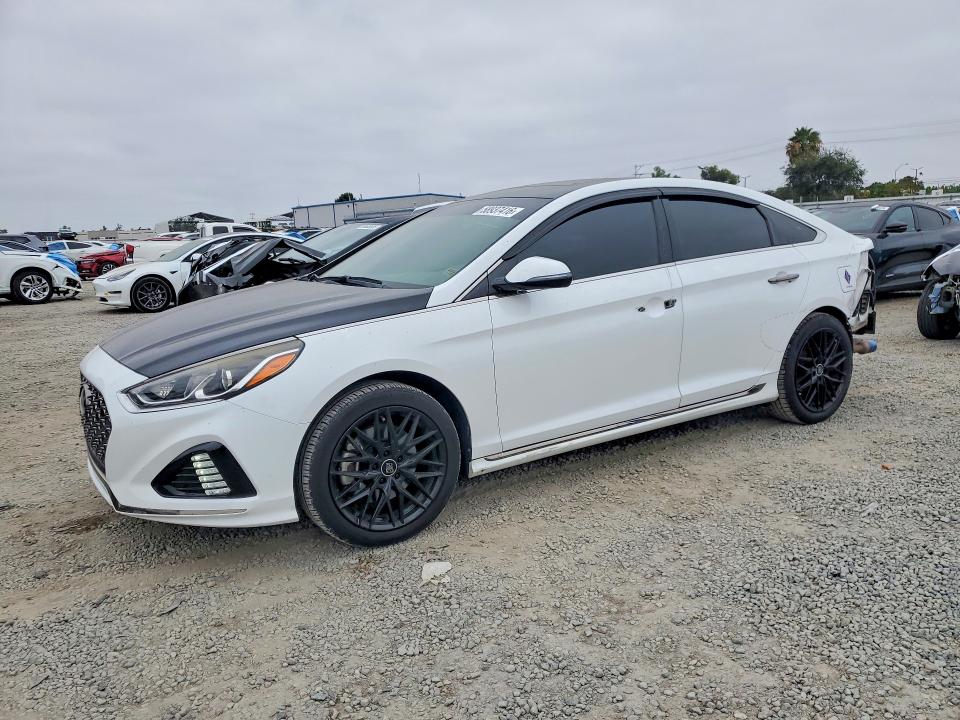 58937416 :رقم المزاد ، 5NPE34ABXJH694401 vin ، 2018 Hyundai Sonata مزاد بيع