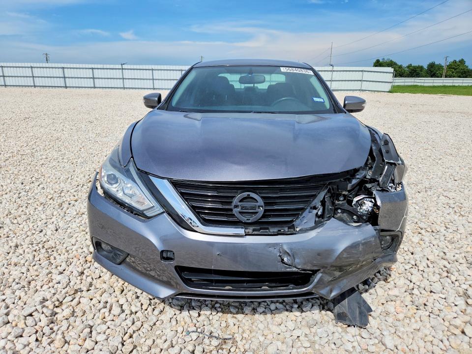 56840836 :رقم المزاد ، 1N4AL3AP7JC281065 vin ، 2018 Nissan Altima مزاد بيع