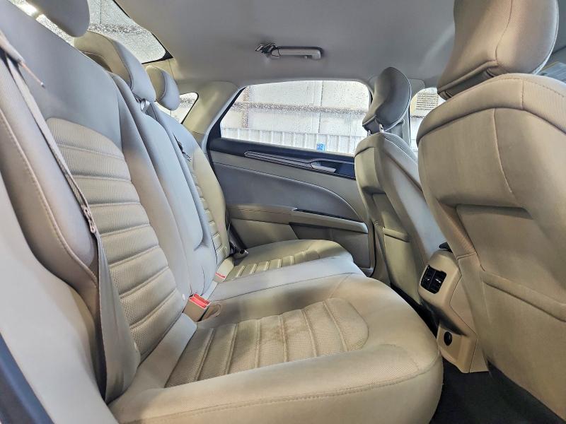 56439566 :رقم المزاد ، 3FA6P0HD3KR229407 vin ، 2019 Ford Fusion مزاد بيع