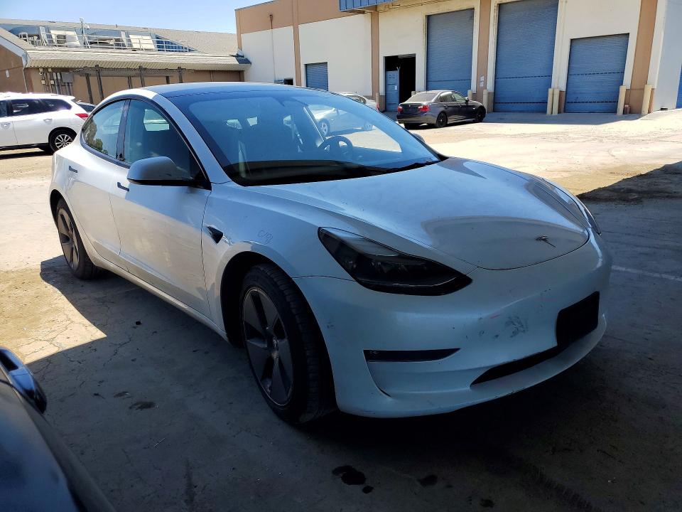 58746476 :رقم المزاد ، 5YJ3E1EB8PF388444 vin ، 2023 Tesla Model 3 مزاد بيع