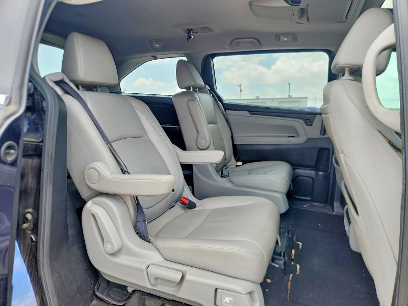 Продаж на аукціоні авто 2018 Honda Odyssey, vin: 5FNRL6H76JB033848, номер лоту: 58355766