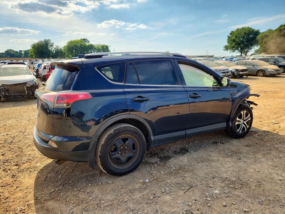 2017 Toyota Rav4 მანქანა იყიდება აუქციონზე, vin: JTMZFREV9HJ715251, აუქციონის ნომერი: 56278566