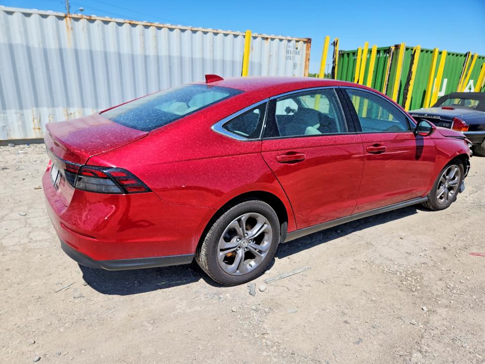 Продажа на аукционе авто 2024 Honda Accord, vin: 1HGCY1F32RA028565, номер лота: 55741126