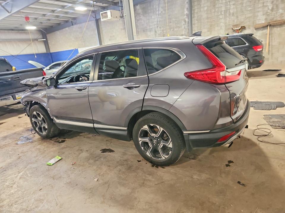 Продажа на аукционе авто 2018 Honda Cr-v, vin: 7FARW2H97JE024047, номер лота: 58228996