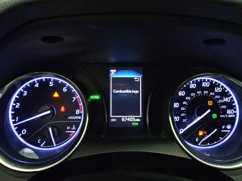 58244256 :رقم المزاد ، 4T1B11HKXKU803522 vin ، 2019 Toyota Camry مزاد بيع