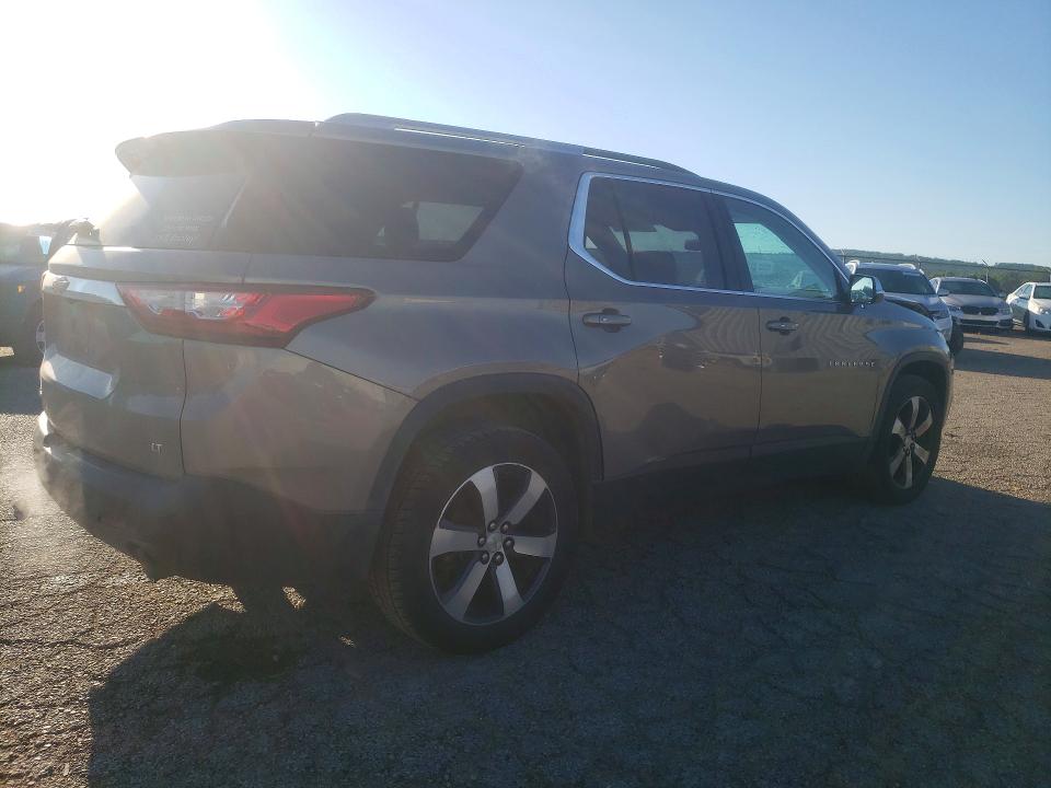 Продажа на аукционе авто 2018 Chevrolet Traverse, vin: 1GNEVHKW7JJ159110, номер лота: 55782536