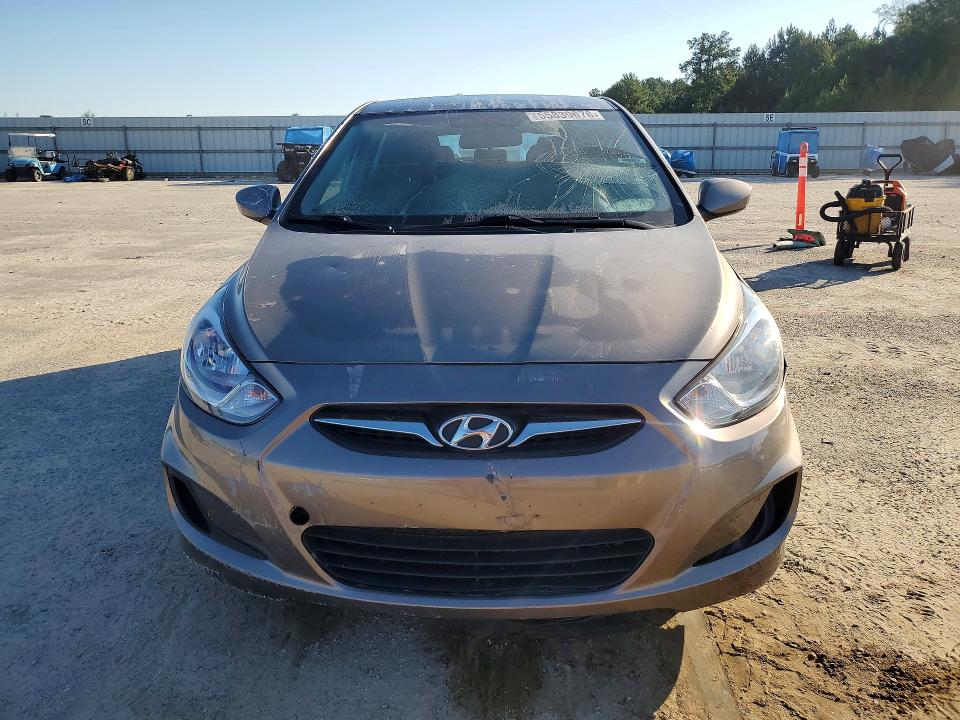 2013 Hyundai Accent მანქანა იყიდება აუქციონზე, vin: KMHCT5AE9DU084504, აუქციონის ნომერი: 55839676
