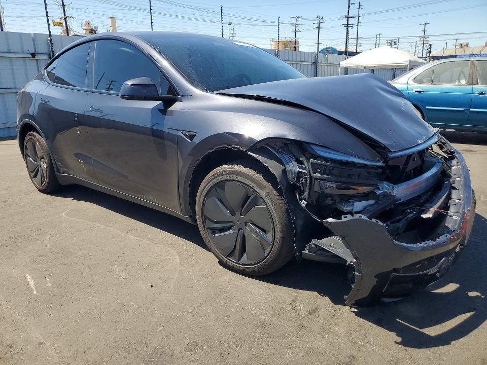 2026 Tesla Model Y მანქანა იყიდება აუქციონზე, vin: 7SAYGDED7TF388306, აუქციონის ნომერი: 57702106