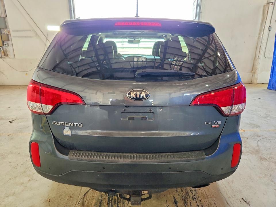 2014 Kia Sorento მანქანა იყიდება აუქციონზე, vin: 5XYKUDA79EG525110, აუქციონის ნომერი: 57559836