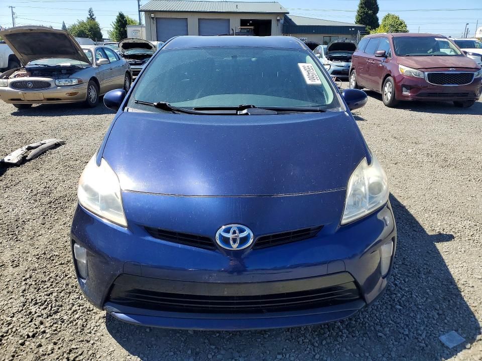 55544566 :رقم المزاد ، JTDKN3DU1F0462777 vin ، 2015 Toyota Prius مزاد بيع