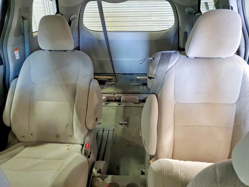 2015 Toyota Sienna მანქანა იყიდება აუქციონზე, vin: 5TDKK3DC4FS688972, აუქციონის ნომერი: 57300196