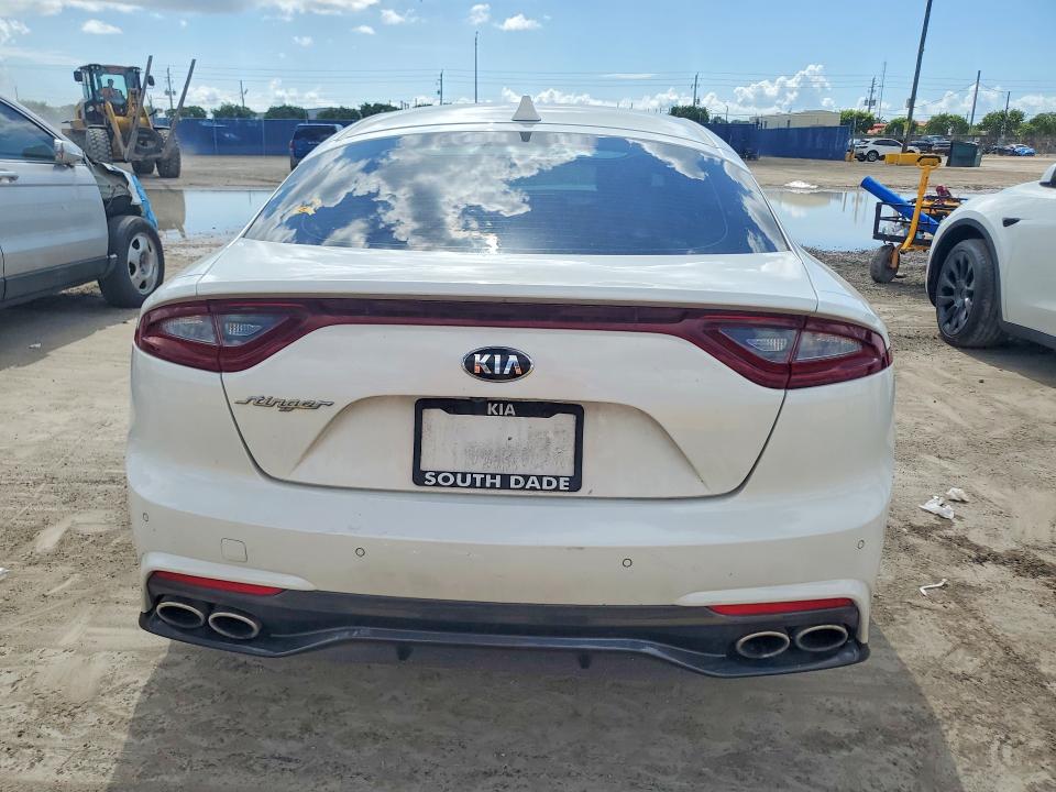 57820126 :رقم المزاد ، KNAE15LAXK6048655 vin ، 2019 Kia Stinger مزاد بيع
