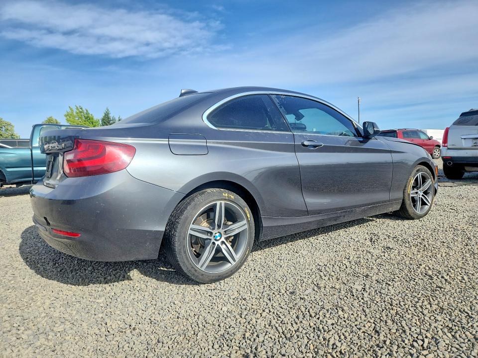 57725436 :رقم المزاد ، WBA2H9C50HV641917 vin ، 2017 Bmw 230xi مزاد بيع