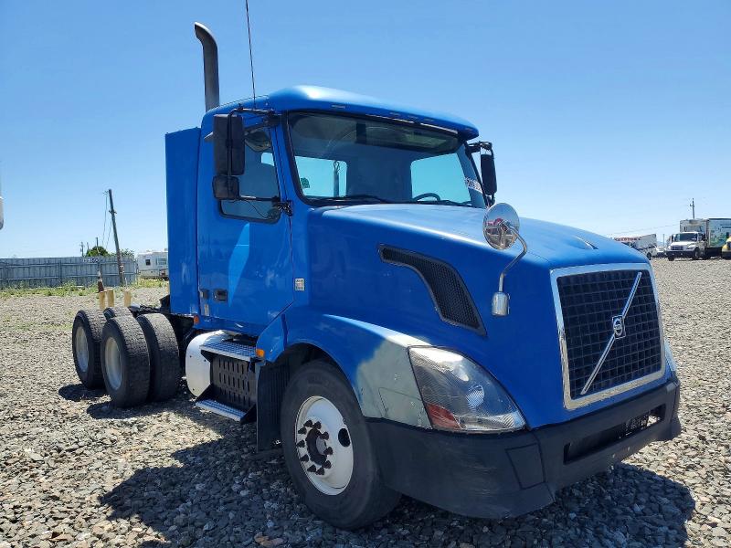 Продаж на аукціоні авто 2011 Volvo Vnl, vin: 4V4NC9DFXBN535654, номер лоту: 57228856