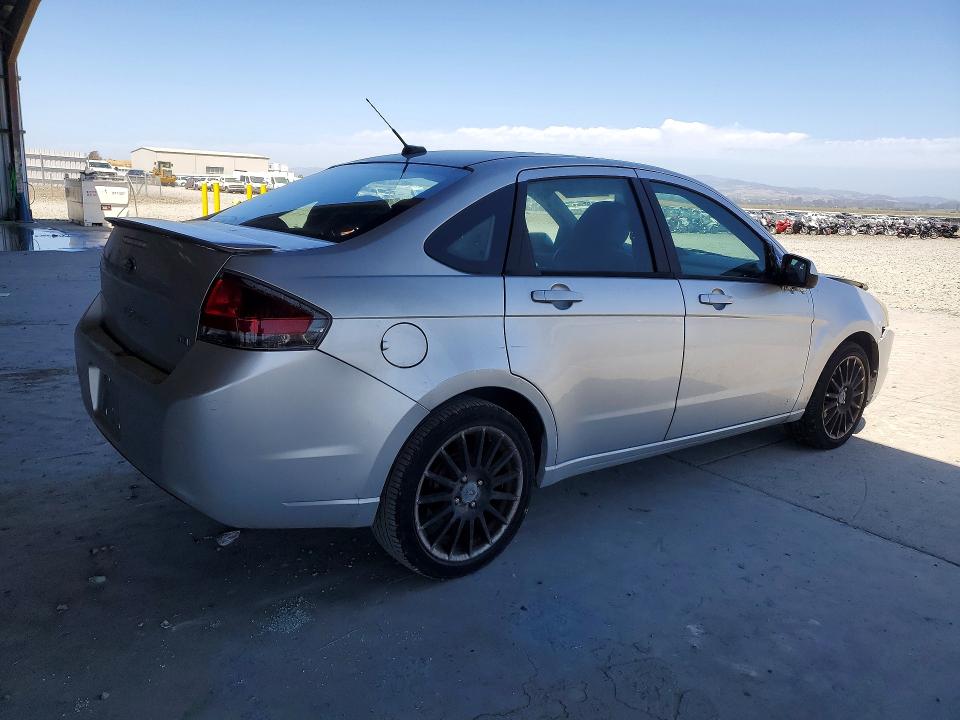 55766546 :رقم المزاد ، 1FAHP3GN2AW281689 vin ، 2010 Ford Focus مزاد بيع
