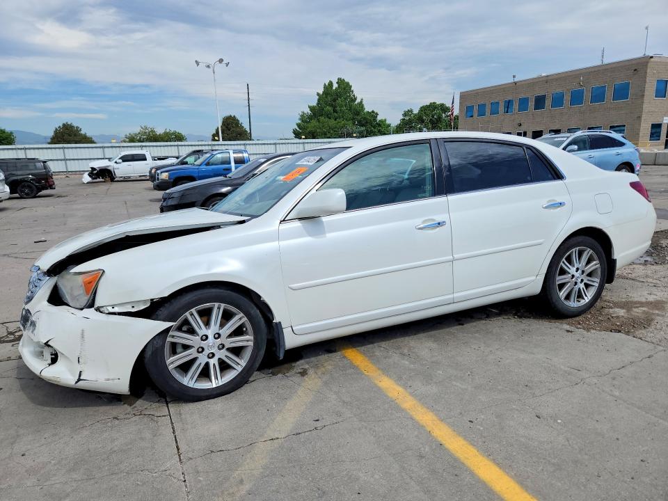 55844356 :رقم المزاد ، 4T1BK36B18U318576 vin ، 2008 Toyota Avalon مزاد بيع
