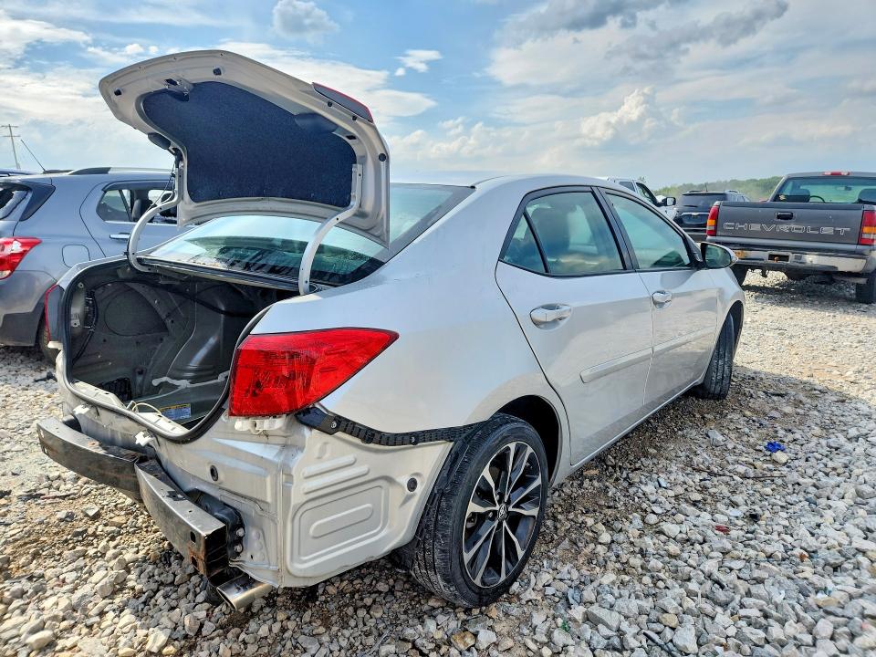 Продажа на аукционе авто 2018 Toyota Corolla, vin: 2T1BURHE9JC033216, номер лота: 56071146