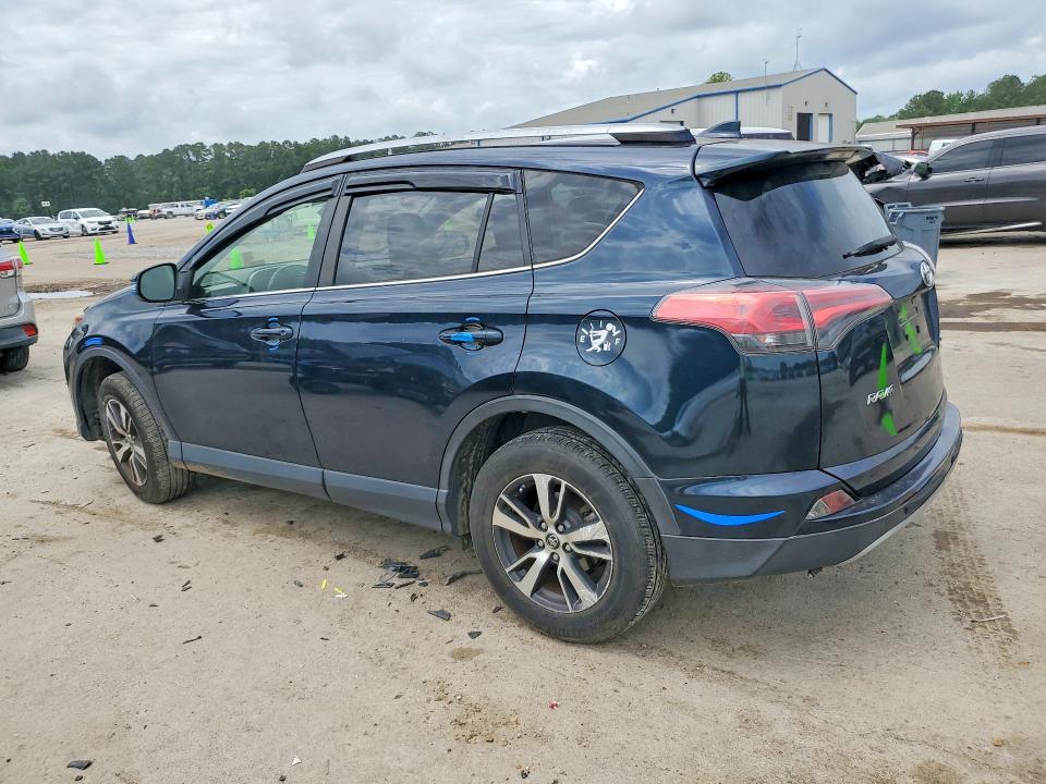 2018 Toyota Rav4 მანქანა იყიდება აუქციონზე, vin: JTMRFREV3JJ237222, აუქციონის ნომერი: 56320796