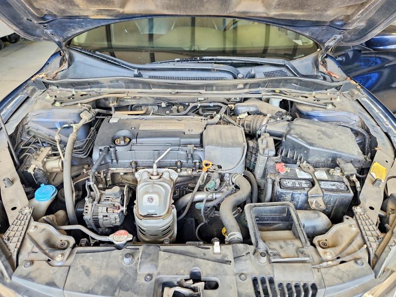 59126446 :رقم المزاد ، 1HGCR2F5XFA217898 vin ، 2015 Honda Accord مزاد بيع