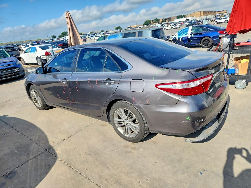 2016 Toyota Camry მანქანა იყიდება აუქციონზე, vin: 4T1BF1FK2GU143679, აუქციონის ნომერი: 57728366