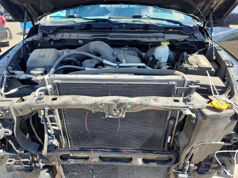 57225886 :رقم المزاد ، 3C6RR7LT3JG230146 vin ، 2018 Ram 1500 مزاد بيع