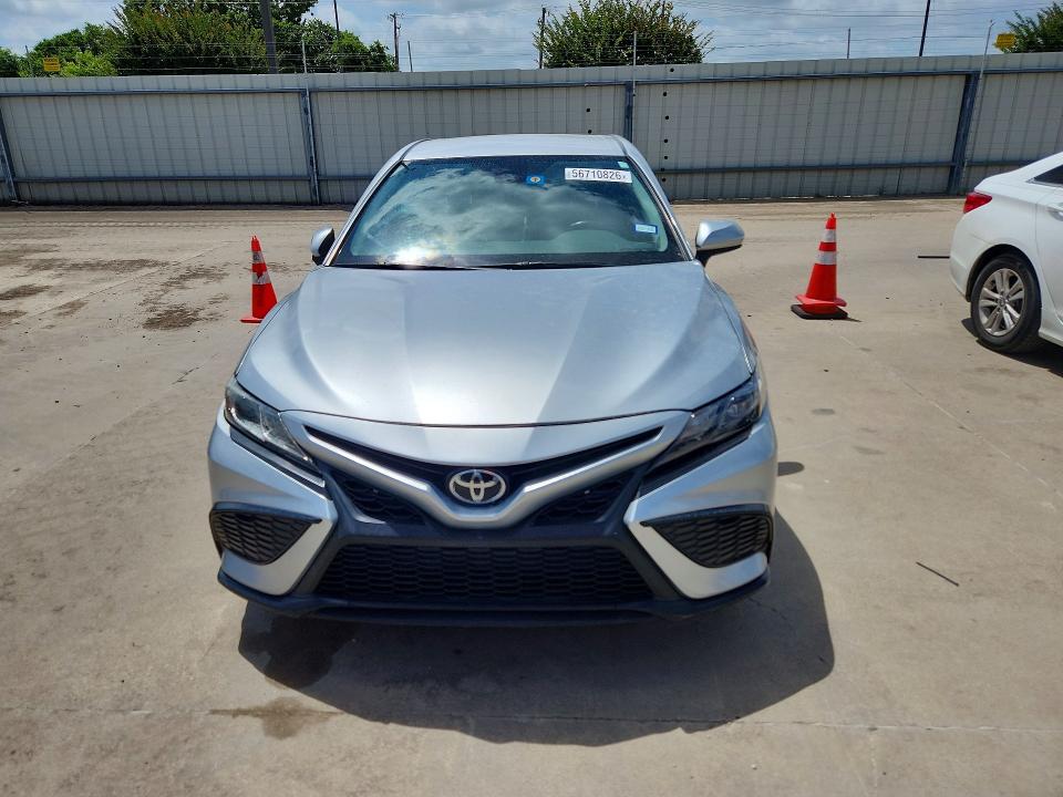 2021 Toyota Camry მანქანა იყიდება აუქციონზე, vin: 4T1G11AK9MU464920, აუქციონის ნომერი: 56710826