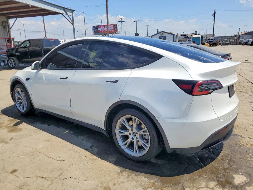 2024 Tesla Model Y მანქანა იყიდება აუქციონზე, vin: 7SAYGDEE5RF081637, აუქციონის ნომერი: 58641986