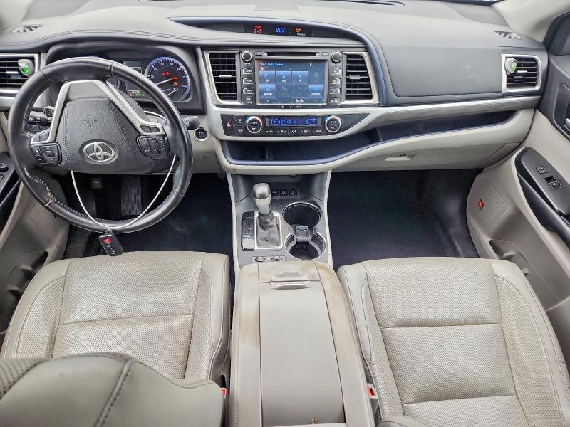 2017 Toyota Highlander მანქანა იყიდება აუქციონზე, vin: 5TDDZRFH9HS391537, აუქციონის ნომერი: 56275616