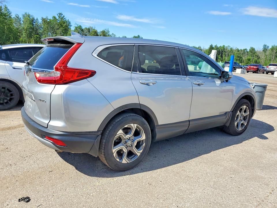 57725646 :رقم المزاد ، 2HKRW2H81JH116890 vin ، 2018 Honda Cr-v مزاد بيع