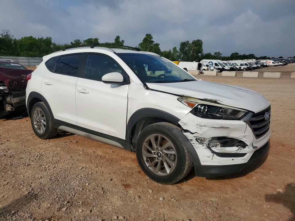 56448656 :رقم المزاد ، KM8J33A40JU644022 vin ، 2018 Hyundai Tucson مزاد بيع