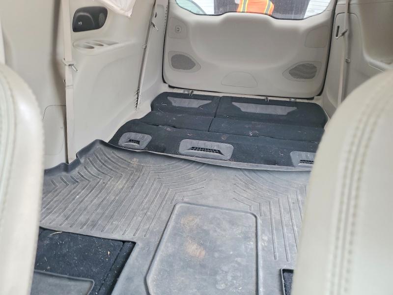 58495406 :رقم المزاد ، 2C4RC1BG9HR627618 vin ، 2017 Chrysler Pacifica مزاد بيع