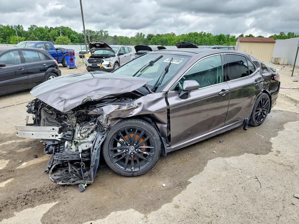 Продажа на аукционе авто 2022 Toyota Camry, vin: 4T1K61AK2NU023157, номер лота: 56245196