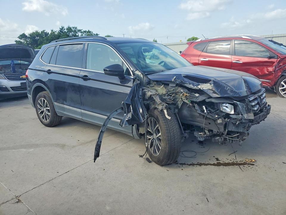 2020 Volkswagen Tiguan მანქანა იყიდება აუქციონზე, vin: 3VV3B7AX5LM074187, აუქციონის ნომერი: 59111586