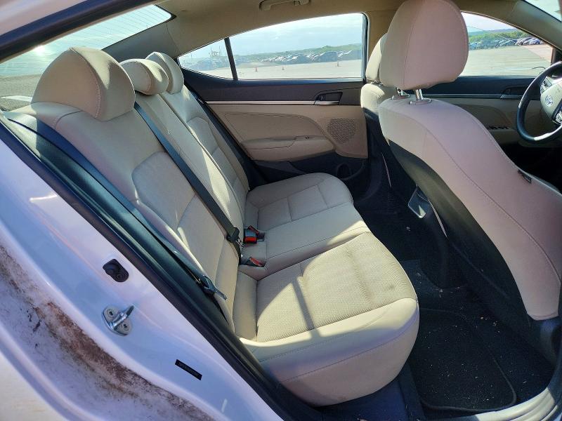 2017 Hyundai Elantra მანქანა იყიდება აუქციონზე, vin: 5NPD74LFXHH177447, აუქციონის ნომერი: 56583446