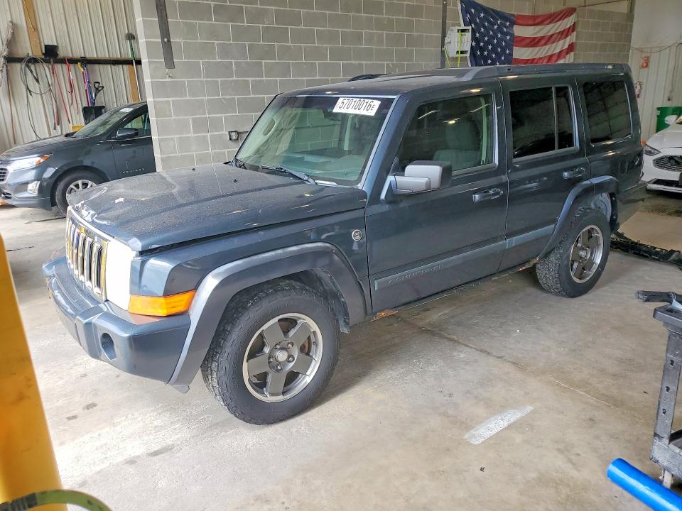 57010016 :رقم المزاد ، 1J8HG48NX8C159200 vin ، 2008 Jeep Commander مزاد بيع