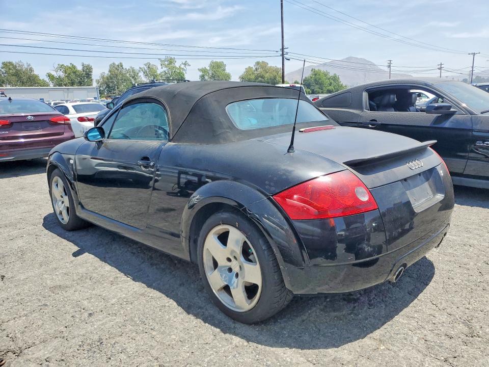 2001 Audi Tt მანქანა იყიდება აუქციონზე, vin: TRUUT28N811029283, აუქციონის ნომერი: 55846326