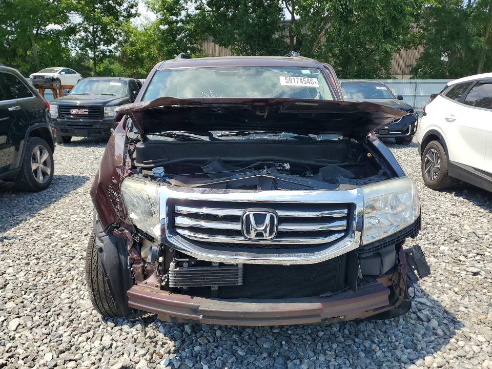 59174546 :رقم المزاد ، 5FNYF4H93FB049960 vin ، 2015 Honda Pilot مزاد بيع