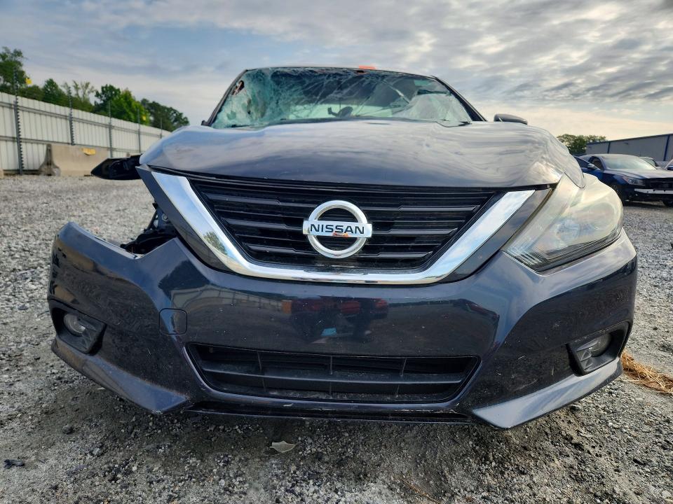 55547286 :رقم المزاد ، 1N4AL3AP4HC256392 vin ، 2017 Nissan Altima مزاد بيع