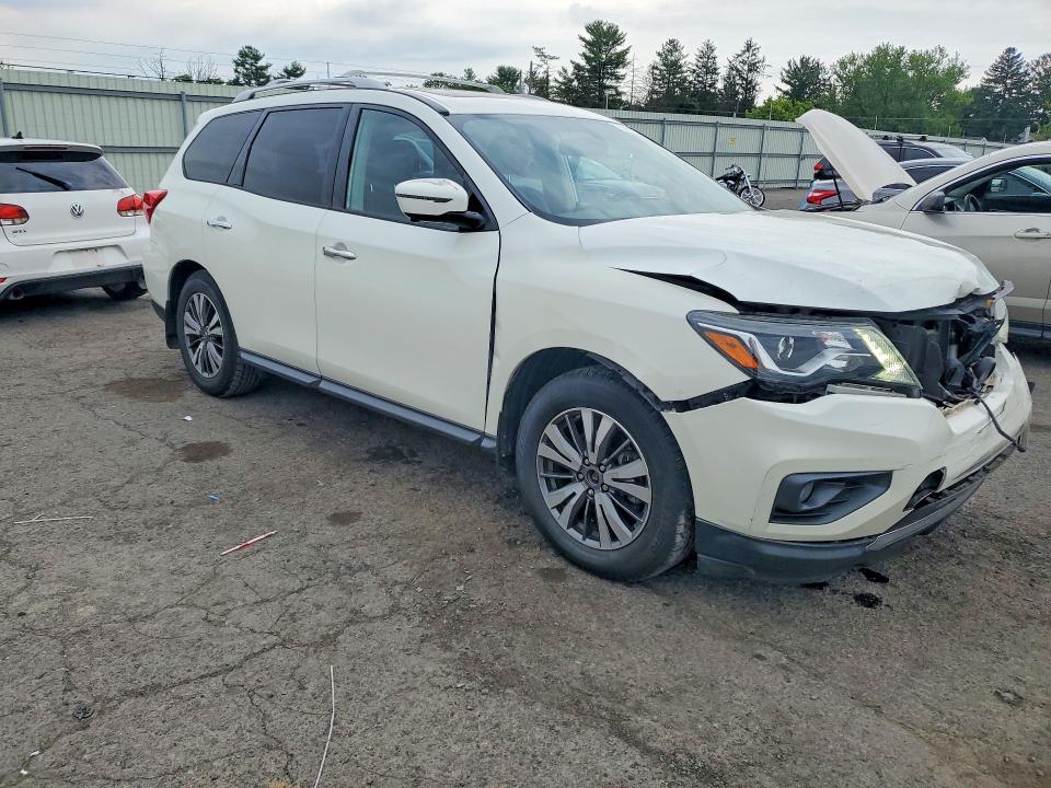 2017 Nissan Pathfinder მანქანა იყიდება აუქციონზე, vin: 5N1DR2MM3HC685777, აუქციონის ნომერი: 58259826