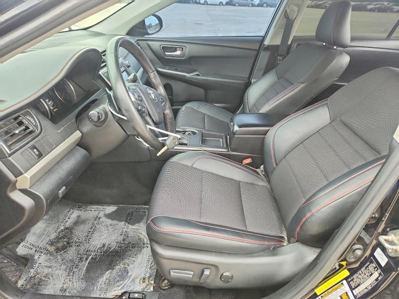 55624246 :رقم المزاد ، 4T1BF1FK8HU789312 vin ، 2017 Toyota Camry مزاد بيع
